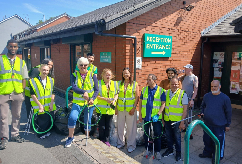 YSWD - More visibility litter pick