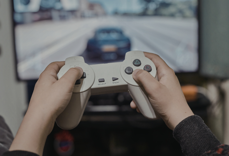 The Lodge Communal Games Console